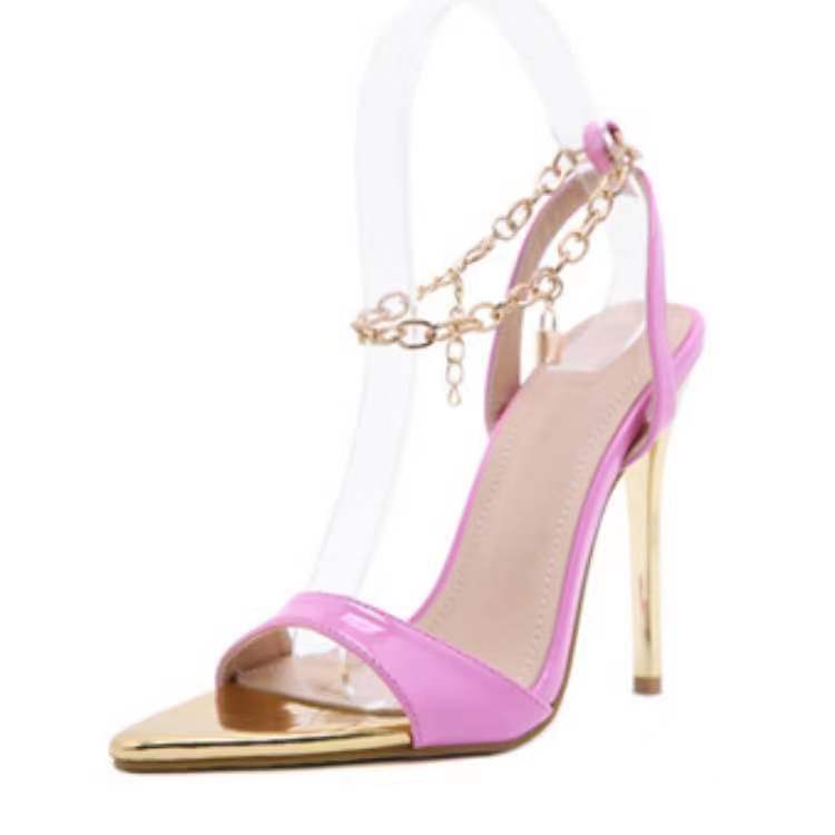 Commercio estero transfrontaliero di grandi dimensioni nuove scarpe da donna color caramella con punta a spillo sandali alla moda con tacco alto e catena di metallo_voghion.com