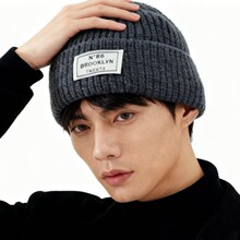 �W���ٴ�Ӣ���N��ë��ñ�����e���s��ɫ�Ӻ�ůᘿ����^��ñ