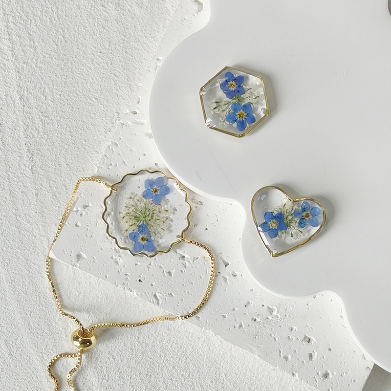 Forget-Me-Not Lace Heart Dried Flower Hexagonal Copper Frame Resin-Dried Flower Ornaments Forget-Me-Not Bracelet DIY Earring Accessories