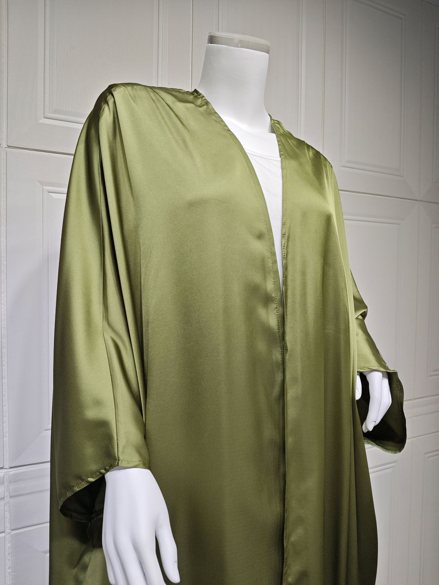 MQ129 Middle East Modest Fashion Abaya Cardigan Batwing Sleeve Long Robe European Muslim Women's Clothing_ecoleips.com