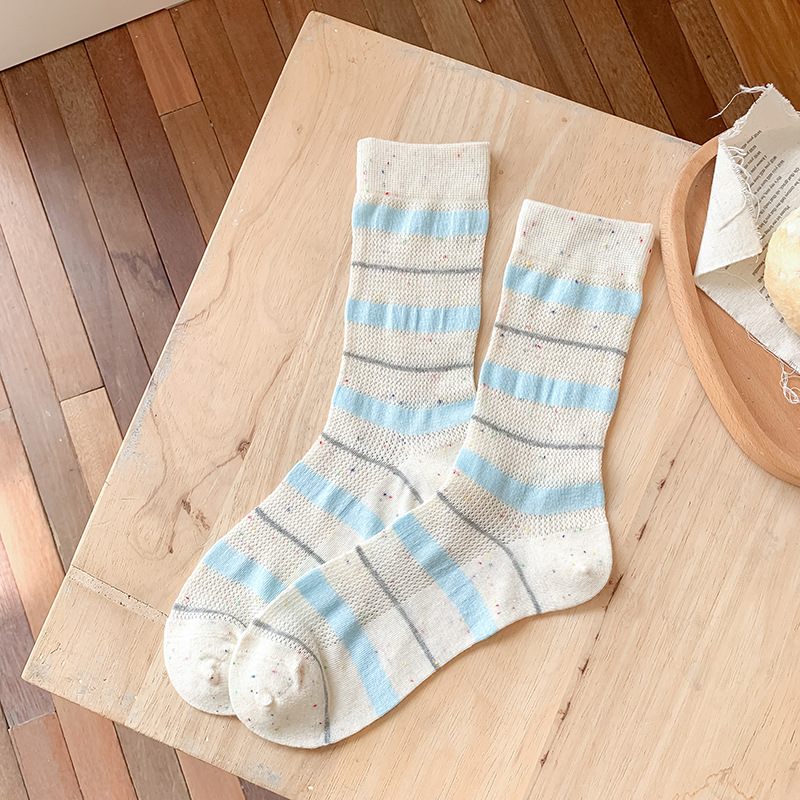 2025 primavera y verano nuevos productos japoneses verdes delgados calcetines de algodón transpirables anti-deslizante sudor calcetines de mujer frescas pila calcetines