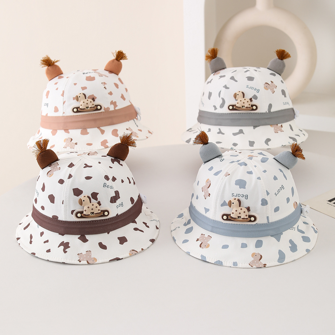 Cappello da sole per bambini a secchiello con pony per l'estate_voghion.com