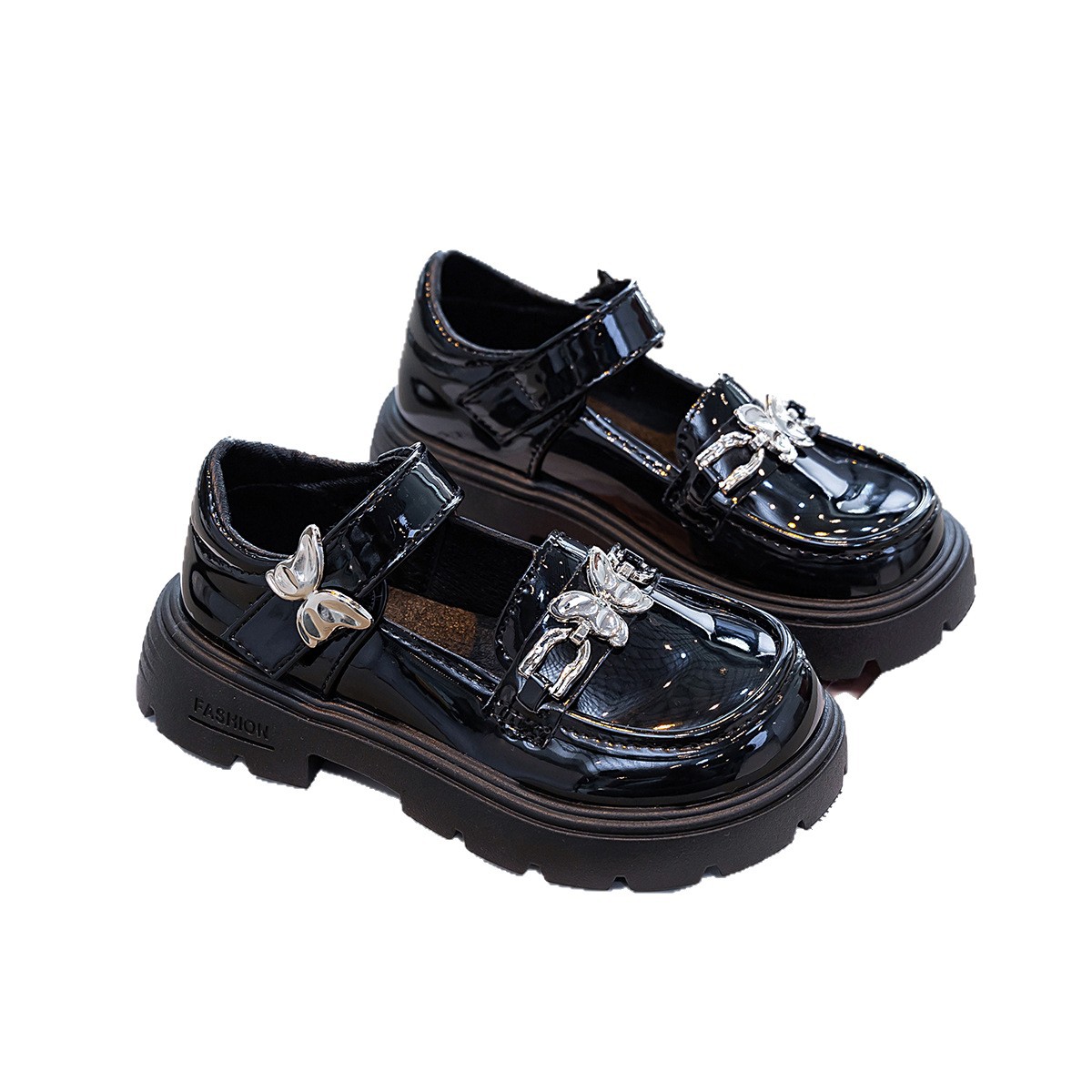 Zapatos de cuero negro para niñas Zapatos de primavera y otoño 2026 nuevos zapatos de princesa británicos zapatos de espectáculo para niñas