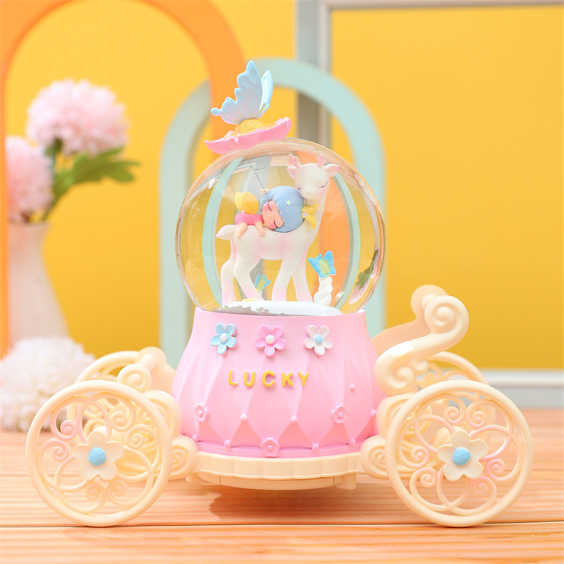 새로운 분홍색 마차