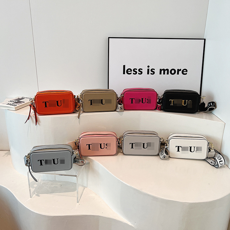 Bolsos de hombro transfronterizos, moda femenina, bolsos para cámara, letras de bags, diseño de nicho, bolsos de mensajero casuales de todo fósforo al por mayor