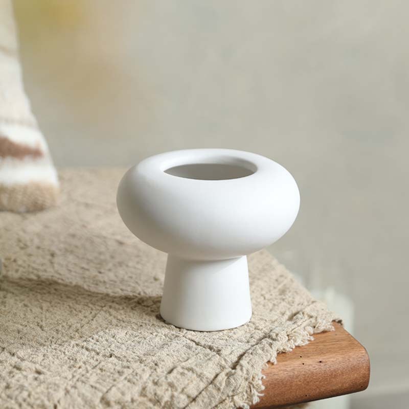 Ins decoración de jarrón de cerámica sala de estar simple decoración de mueble de TV para el hogar arreglo floral sentido de diseño flor en blanco y negro