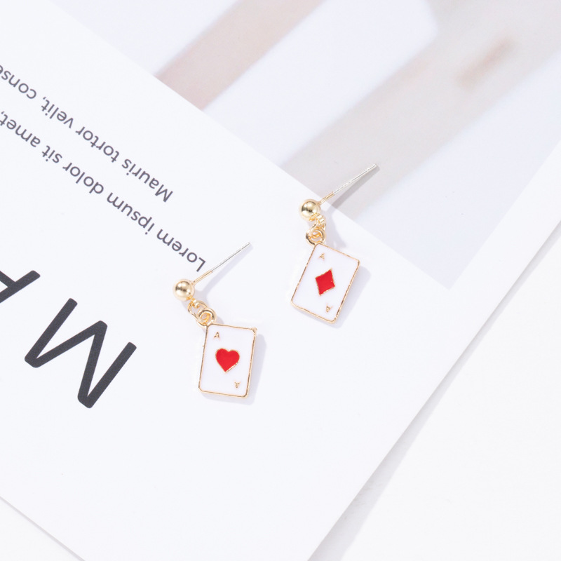 1 Pair Simple Style Letter Alloy Ear Studs display picture 4