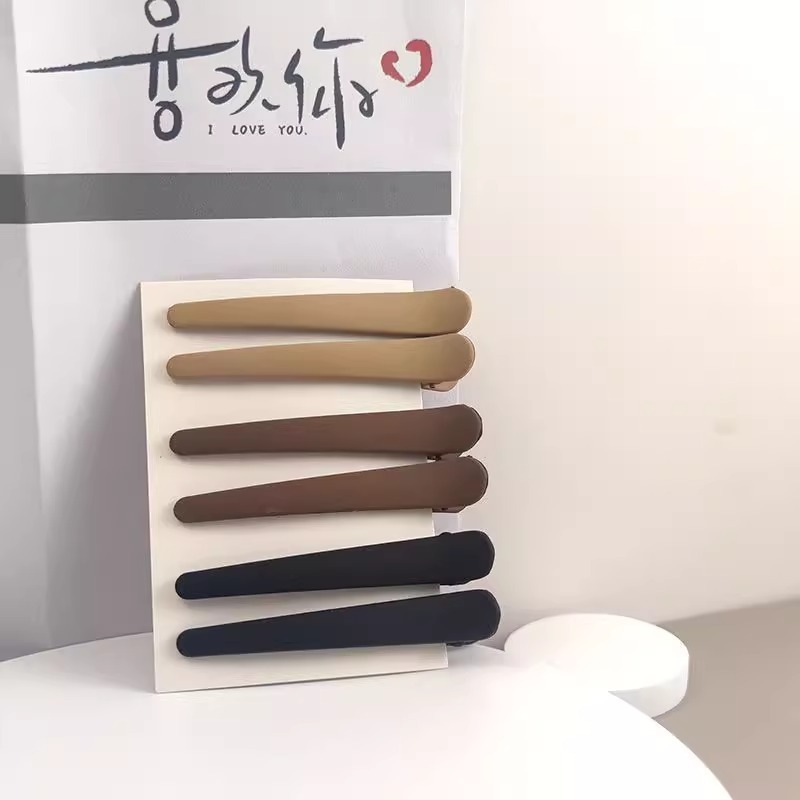 秋冬のヘアピンは暖かい冬の大地の色を挟みます。|undefined