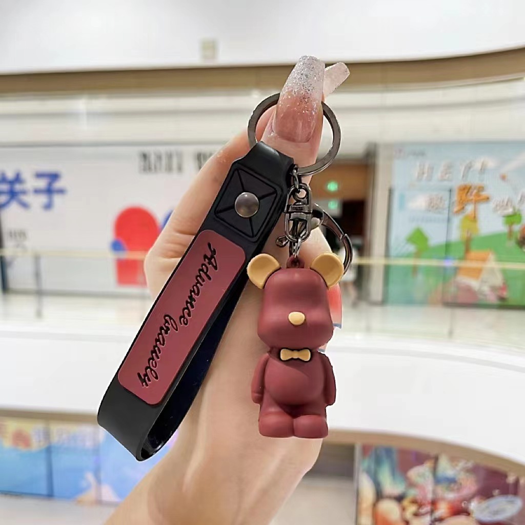 Caricatura violenta oso colgante llavero de PVC colgante llave de goma blanda juegos de videojuegos de muñeca ciudad pequeño regalo pequeño regalo