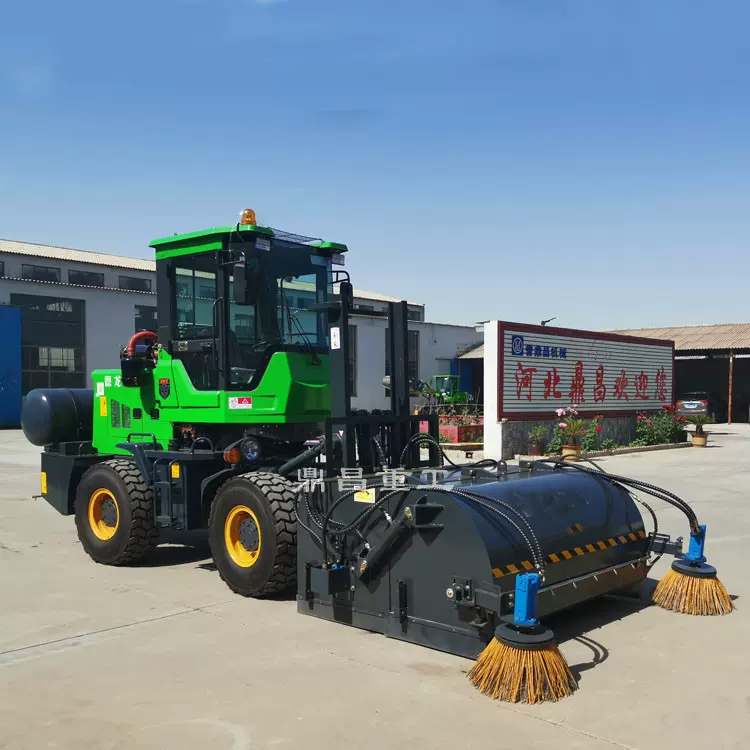 大型市政道路清扫车驾驶式燃油扫路车洗扫一体清洁设备可定制滚刷