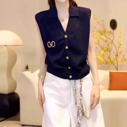 Lapel Sleeveless Sweater for Women 2025 New Summer Outer Vest Fashionable and Versatile Top