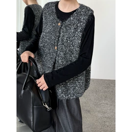 连衣裙;女式衬衫;女式针织衫