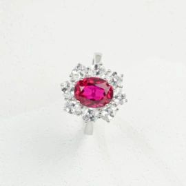 戒指;项链;宝石手饰