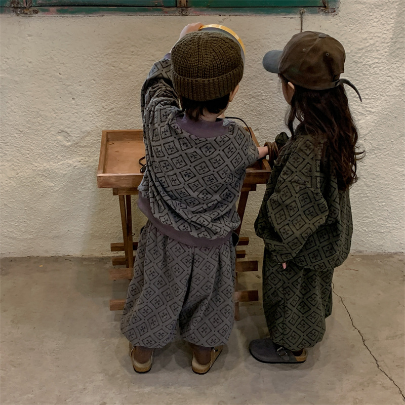 Suéter de pana de felpa para niños y niñas, conjunto de pantalones bombachos gruesos de dos piezas, invierno, 2023_voghion.com