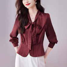 中年妈妈秋装衬衫2025新款洋气中老年女装宽松长袖上衣服打底衬衣