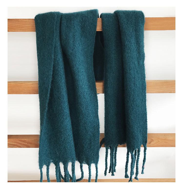 Women's Fashion Solid Color Polyester Tassel Winter Scarves display picture 15