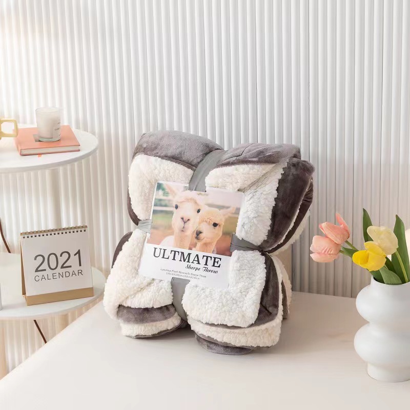 Transfronteriza exclusiva Amazon manta caliente Sherpa manta de lana de cordero engrosada cálida franela de doble capa en stock