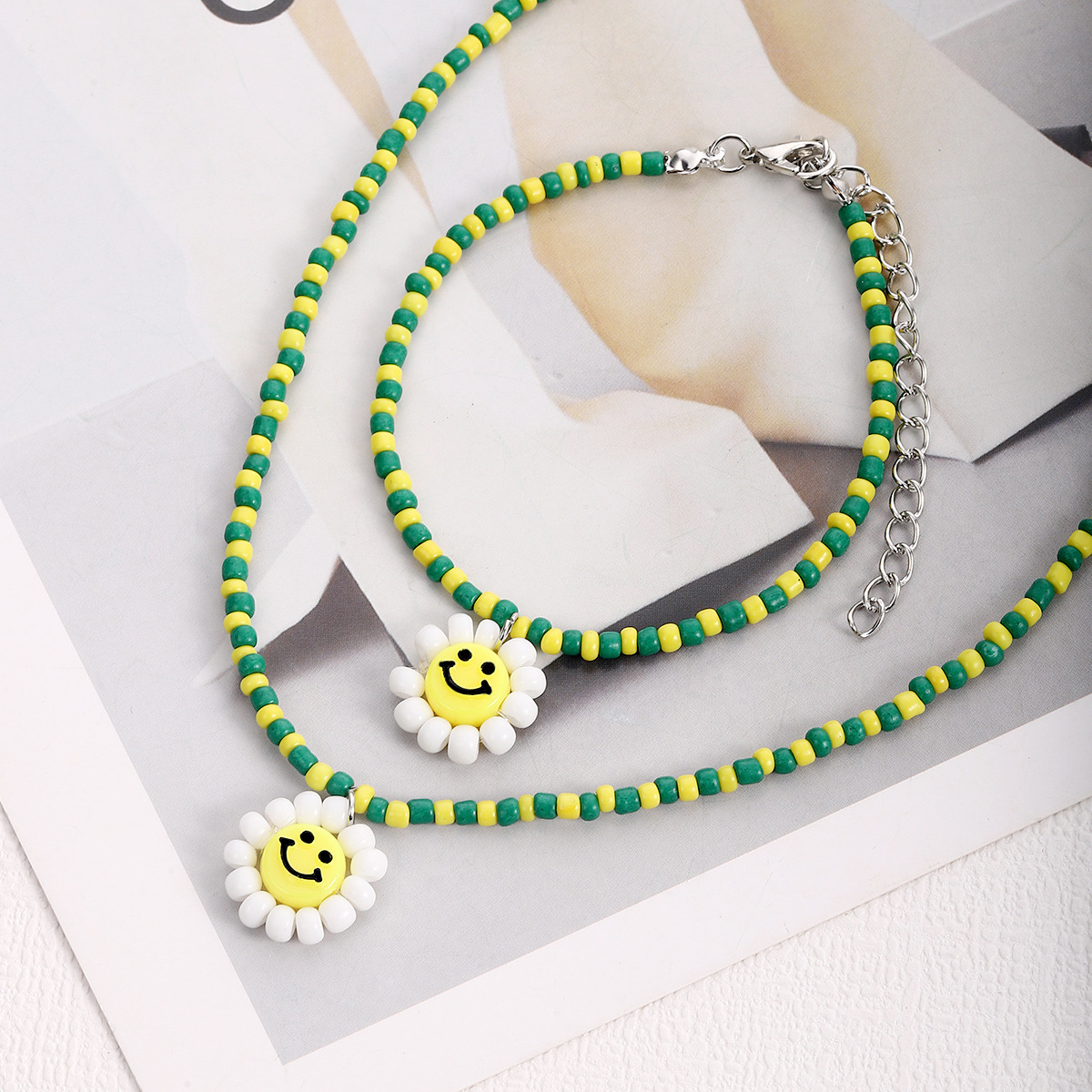 Sweet Smiley Face Synthetic Resin Beaded Womenu0027S Bracelets Necklace