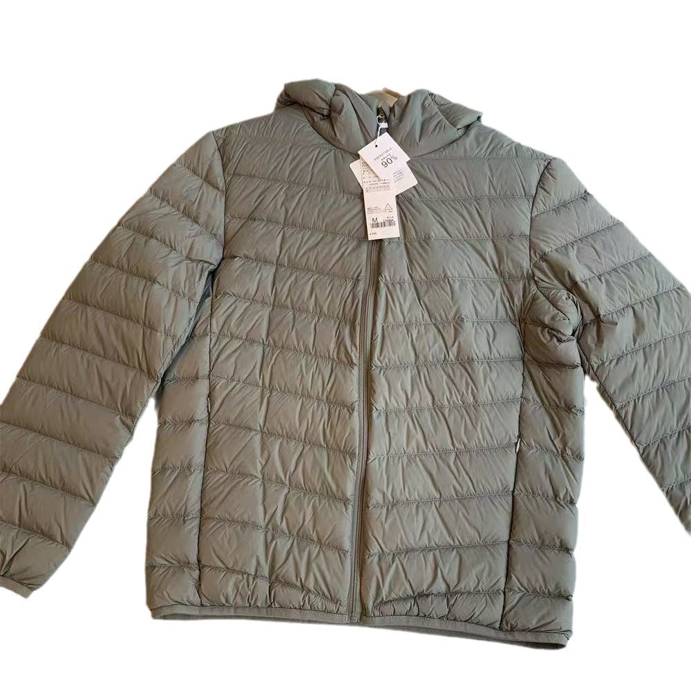 Nuevo estandarte nacional 90 blanco de pluma ligera y cálida para hombres encapuchados pluma suave y cálida manga larga 24 invierno nuevo M1217N