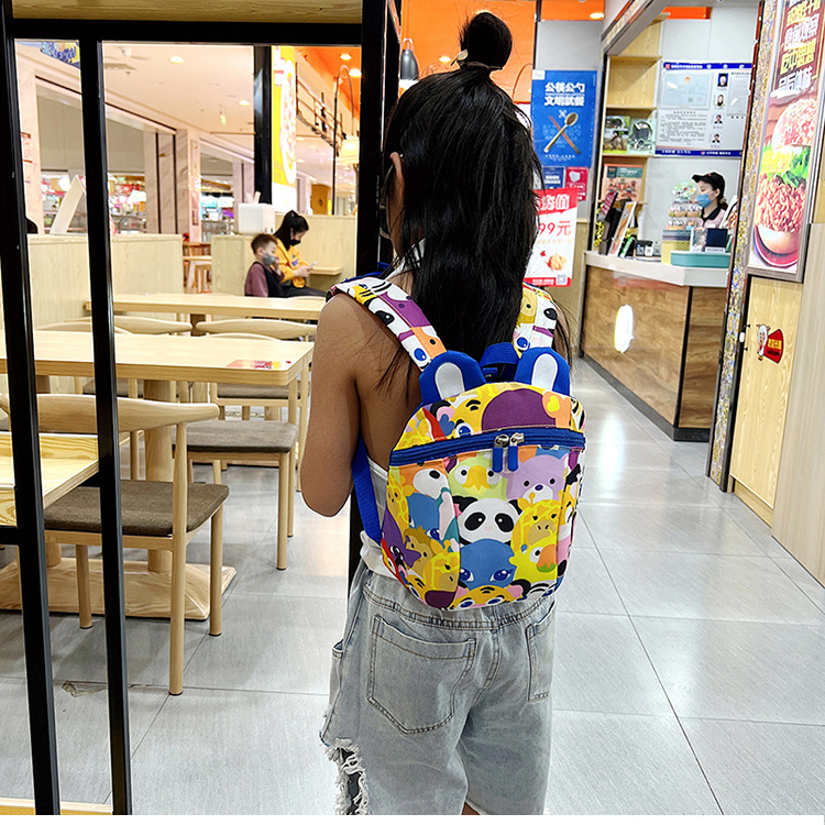 Wholesale schoolbags for boys and girls in kindergartens, cartoon anti-wandering ropes, children's backpacks, and trendy casual bags for children aged 2 to 6 undefined
