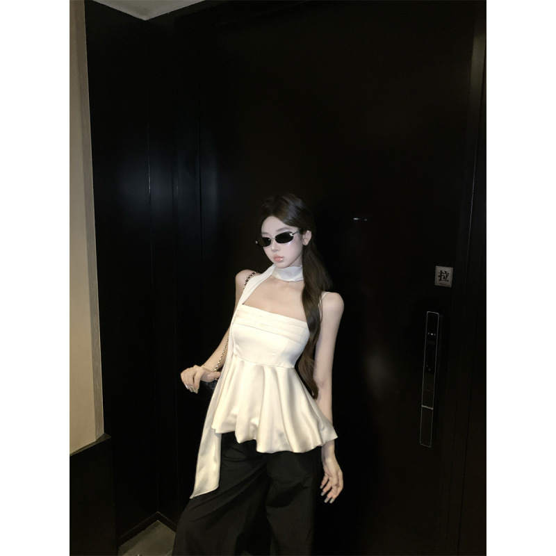 纯欲风辣妹米白色缎面压褶抹胸吊带设计感花苞上衣+飘带|undefined