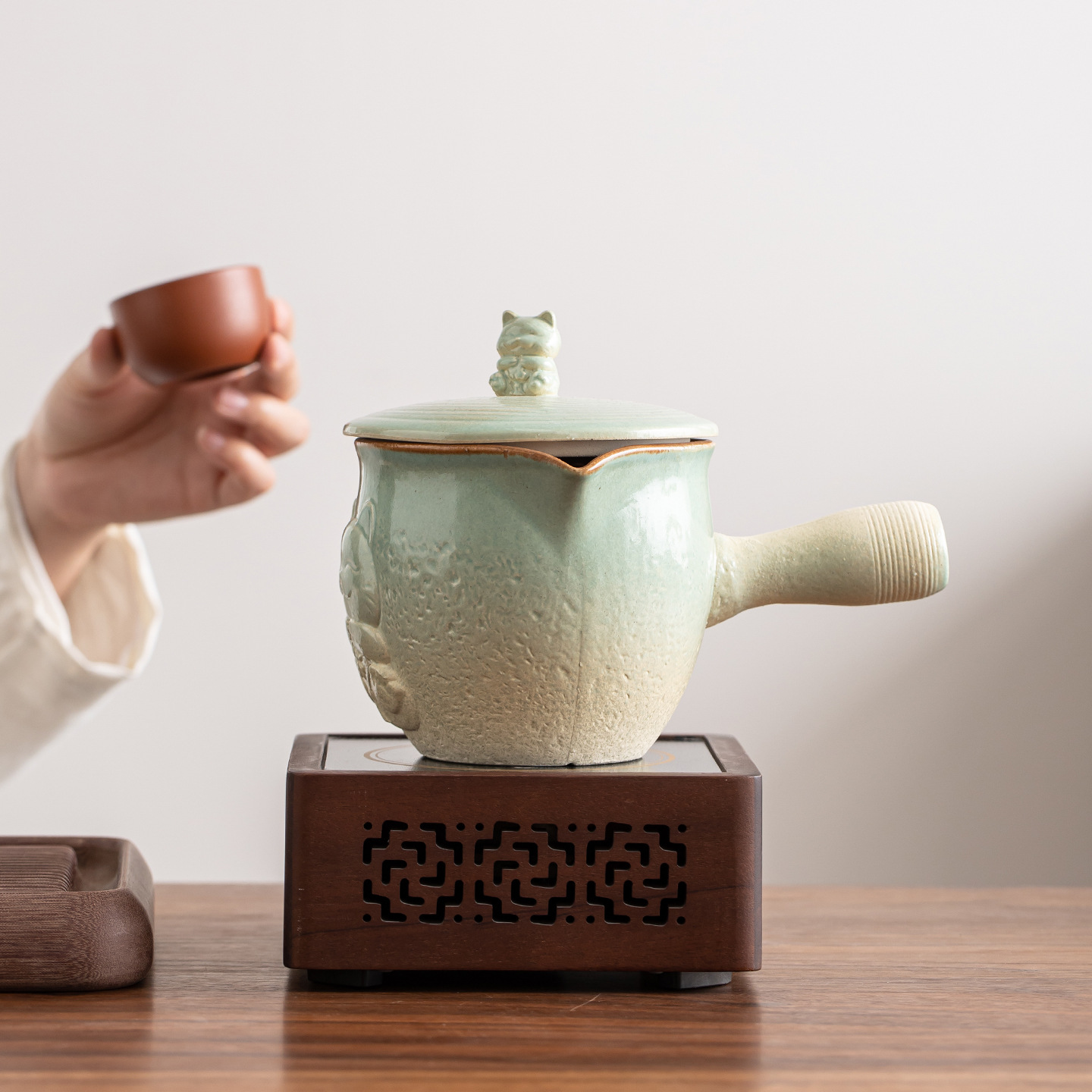 Outdoor ceramic pot for dry burning, large-capacity home use for making milk tea, keeping tea warm, roasting tea, and stewing pears