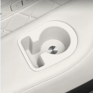 WEY V9X 26, Great Wall H10 üçün üç cərgə fincan tutacağı silikon matı