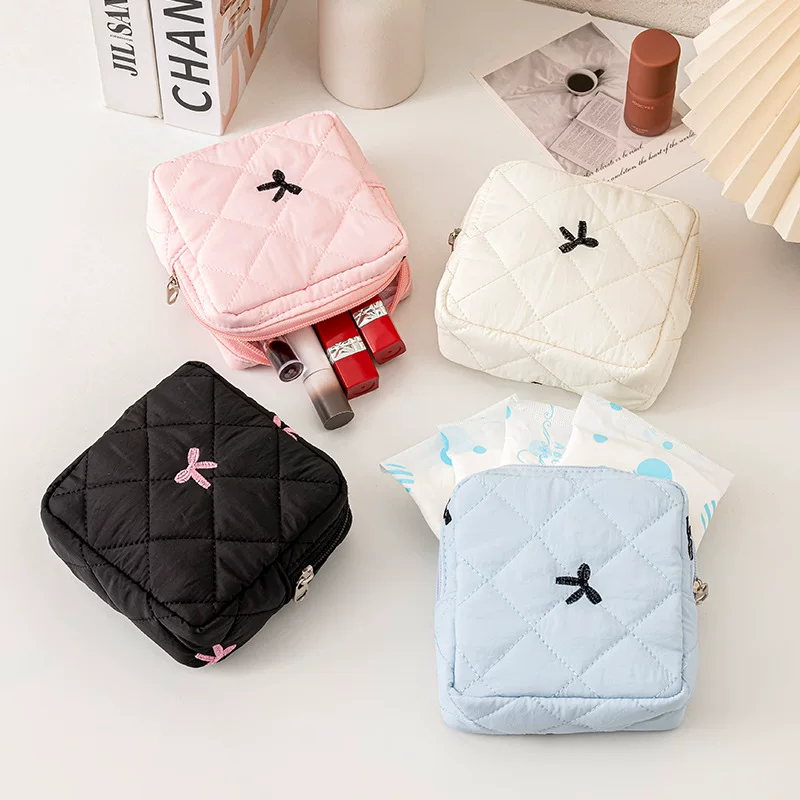 Прокладки гигиенические милые бренда, organizer bag, салфетки, кошелек