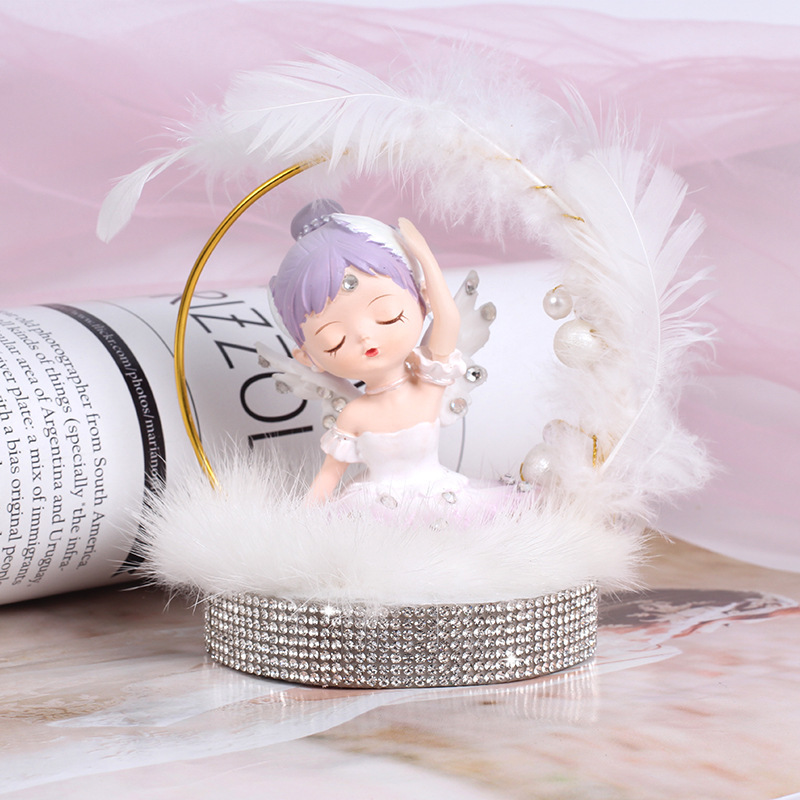 Adornos de coche regalos de mano de resina plumas ballet niña Bella lindo escritorio regalo de cumpleaños accesorios de coche