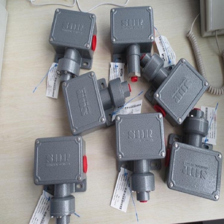 正品403223-SA1Z05 403217-SA1ZR5 403216 SA1Z18美国压力开关