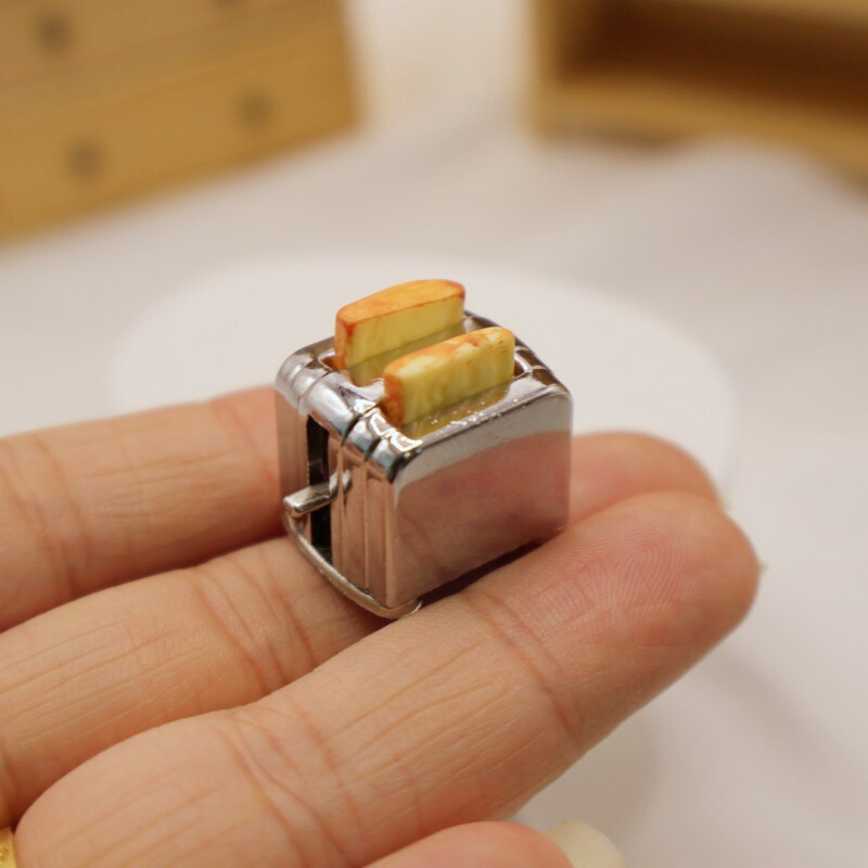 Dollhouse Artificial Mini Alloy Bread Machine Bread Slices Miniature Toy Model Kitchen Scene Doll House Dollhouse Artificial Mini Alloy Bread Machine Bread Slices Miniature Toy Model Kitchen Scene Doll House
