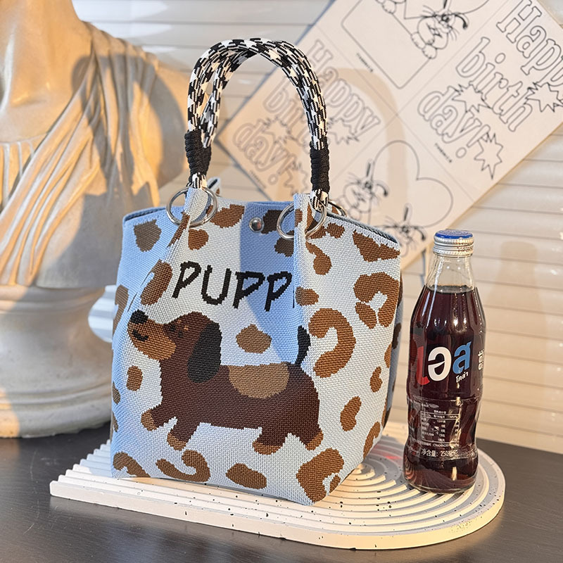 ニットハンドバッグ、ニッチデザインバケットバッグ、トートバッグ、ハンドバッグ、カジュアルで多用途なショルダーバッグ、ニットポータブルバッグ