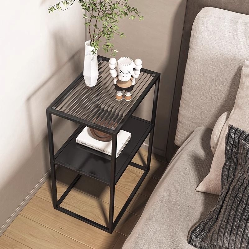 Sofá doméstico de sala de estar, mesa de té, estantería de vidrio de piso, dormitorio, borde de la cama, pequeño tablero de hierro forjado ultra estrecho