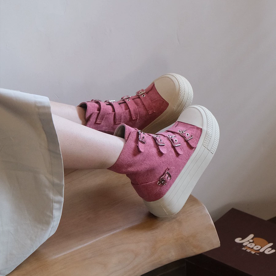 Тканевые ботинки Drifing Hongfan Женские ботинки увеличены мода 2024 весна и лето новая обувь на толстой подошве повседневная обувь с круглой головкой