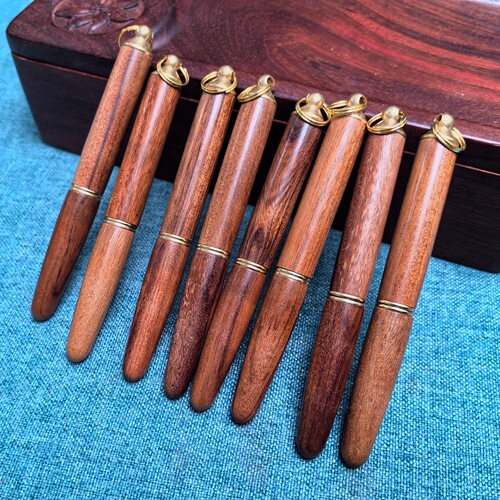 Portable ear digging artifact rosewood ear fungus spoon household earwax cleaning spoon solid wood ear picking tool