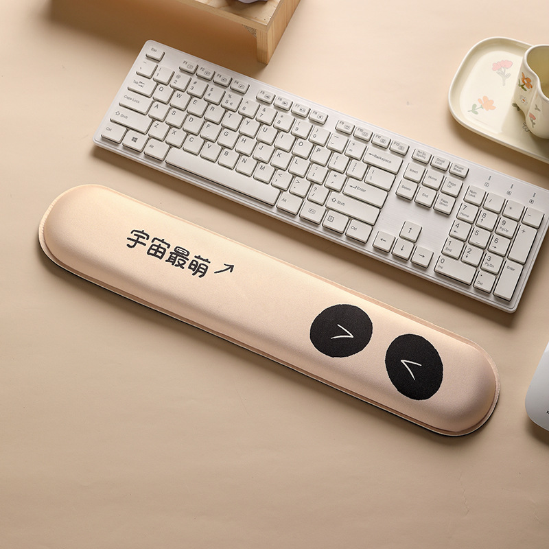 Alfombrillas de ratón transfronterizas, divertidas y variadas, reposamuñecas, alfombrillas de ratón de alta calidad con formas especiales, alfombrillas de ratón de dibujos animados para hombres y mujeres