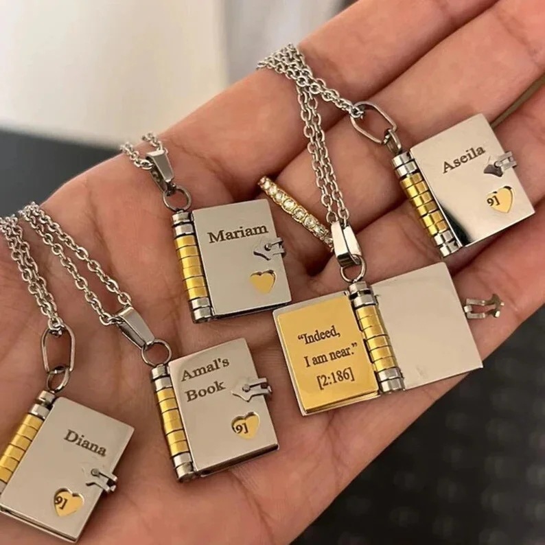 16g Weight PVD Coated Gold Plating Process Real Gold Plated Plating Material 304 Stainless Steel Pendant Material Pendant Necklace Classification 304 Stainless Steel Chain Material Wholesale Jewelry IG Style Casual Book 304 Stainless Steel 18K Gold Plated Pendant Necklace