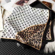 韩版70小方巾丝巾女新款夏季百搭围巾礼物时尚复古职业领巾批发外