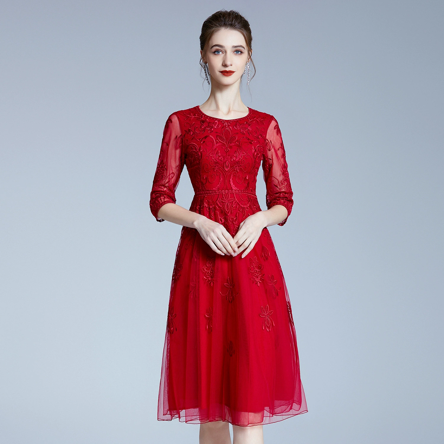 Шэньчжэнь высокого класса свадебный банкет платье Си мать-в-законе платье плюс размер платье 2023 новый среднего возраста и пожилых платье оптом