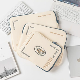 化妆包;笔袋;零钱包