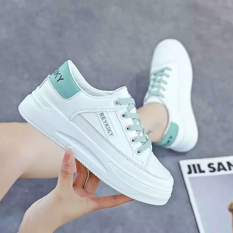 Белые туфли для женщин 2023 новая обувь, увеличивающая рост, нескользящая платформа, женская обувь из мягкой кожи, универсальные повседневные кроссовки, модная обувь для женщин