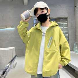 男童春季外套2025新款中大儿童冲锋衣洋帅气男孩连帽风衣夹克春秋