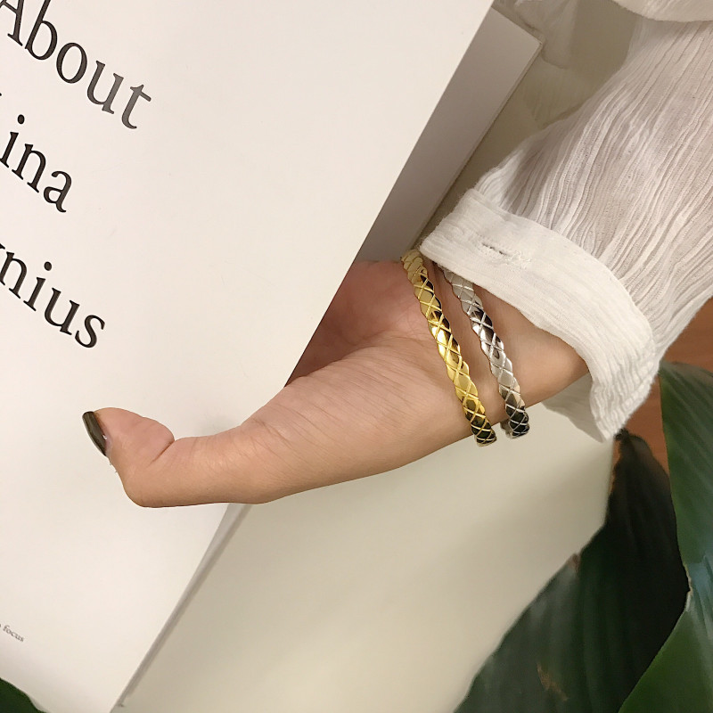 Fashion Rhombus Titanium Steel Plating Bangle 1 Piece