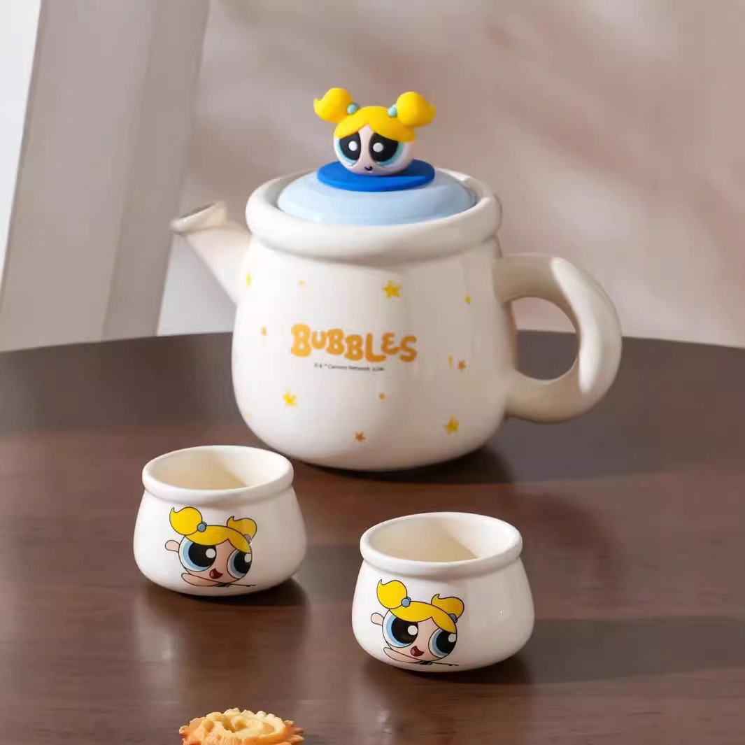 Ceramic teapot, cartoon set