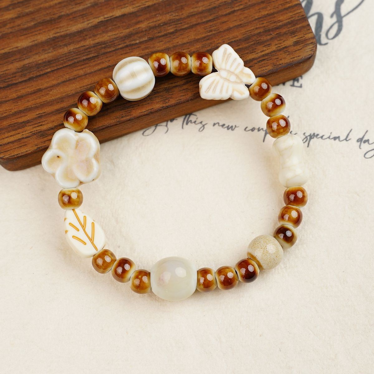 Jingdezhen pulsera de cerámica de verano mujer alta sensación galletas serie de gatos nicho diseño universal pulsera alta sensación