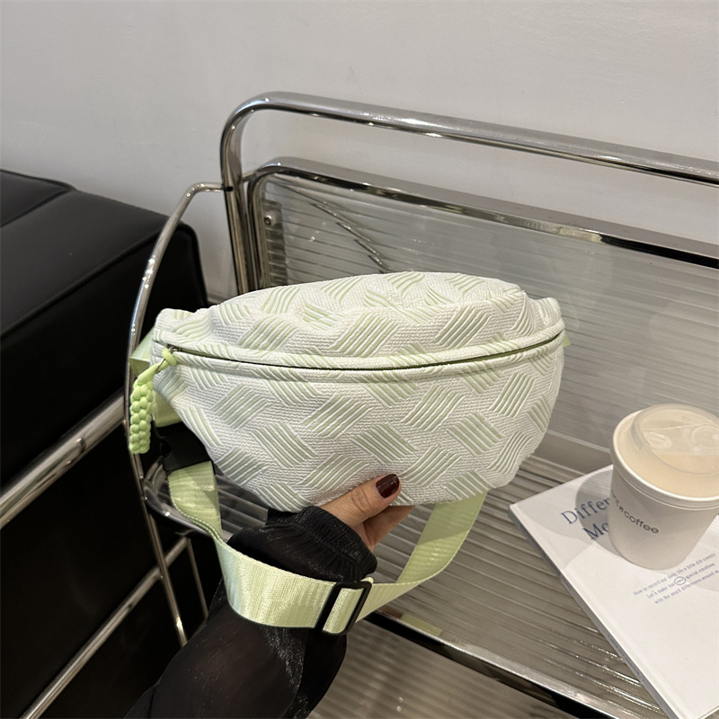 Canvas casuales de hombro para mujeres 2024 nuevo bolso de moda, bolso de pecho deportivo de verano, bolso de cintura de nicho universal