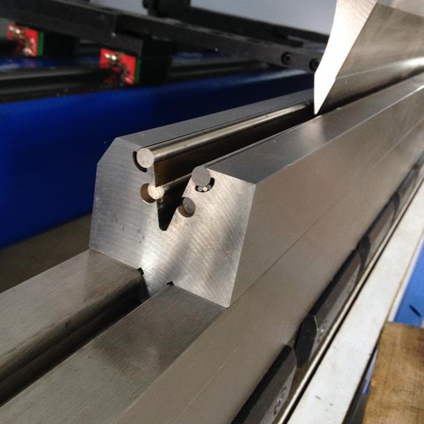 数控折弯机柔性加工中心模具复合模具段差模具无压痕模具