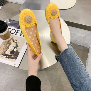 2025 Rain Boots Women's Fashionable Outer Wear Non-Slip Sandals Korean Style Cute Waterproof Shoes Adult Water Shoes Shallow Mouth Flats Rain Boots