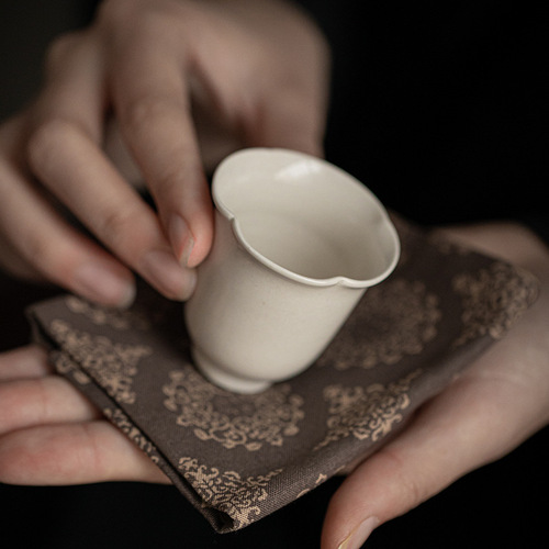 Miyan herbal gray glaze handmade ceramic master cup Japanese kung fu tea set scent cup retro thin tea cup