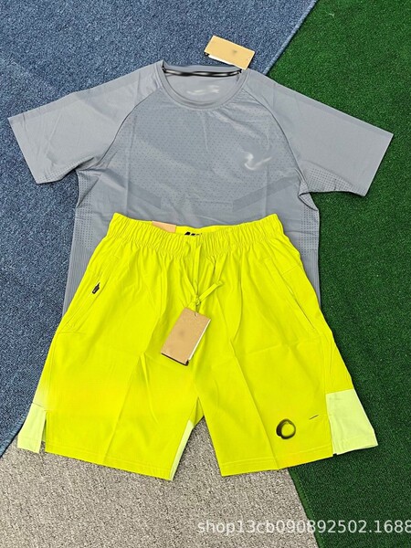 Sports shorts for training